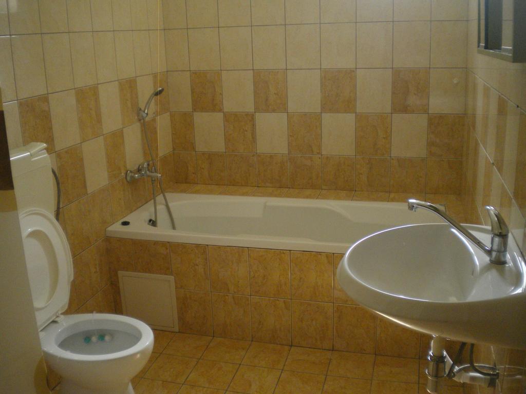 Restaurace Na Krizovatce Apartment Bozanov ห้อง รูปภาพ